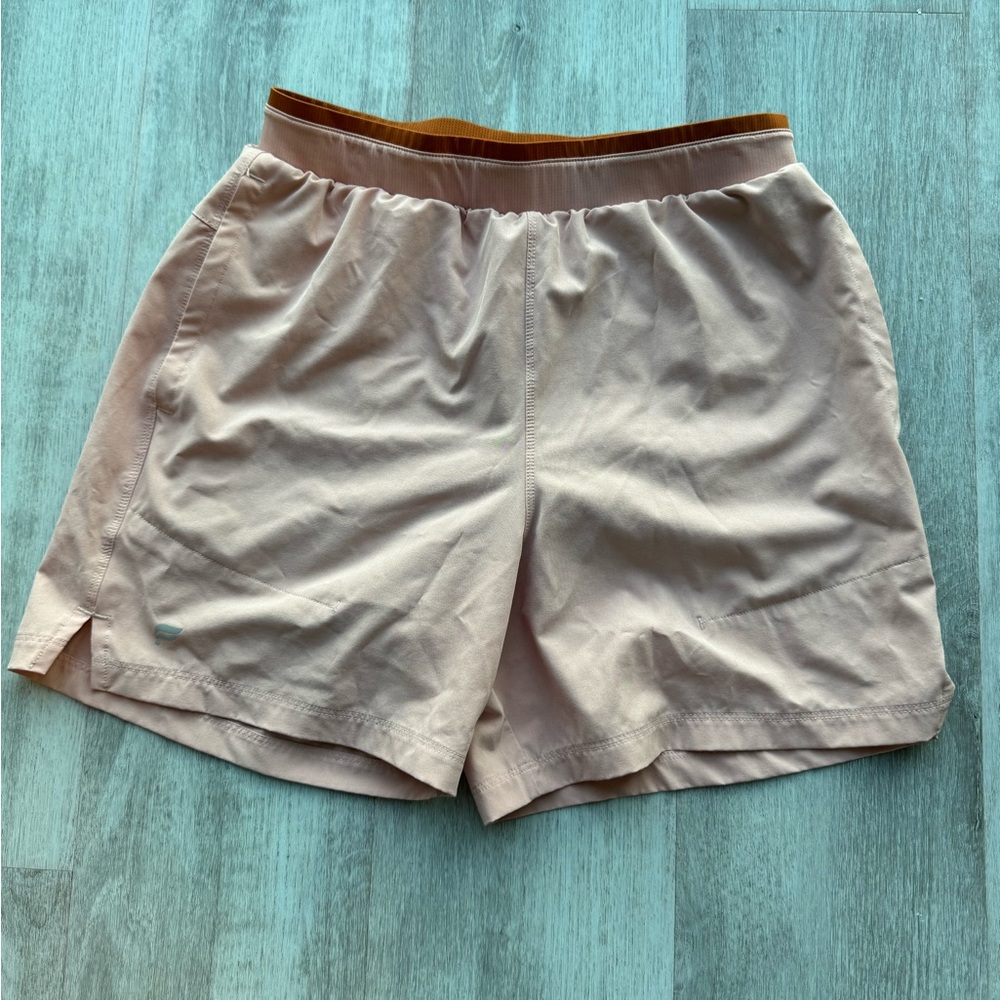 COPY - Fabletics lines 5in short